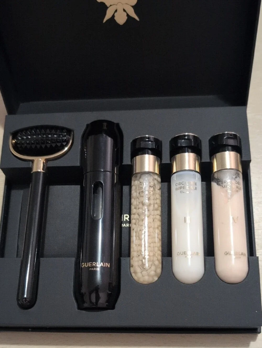 GUERLAIN Orchidee Imperiale Black Skincare Box - Black & Gold